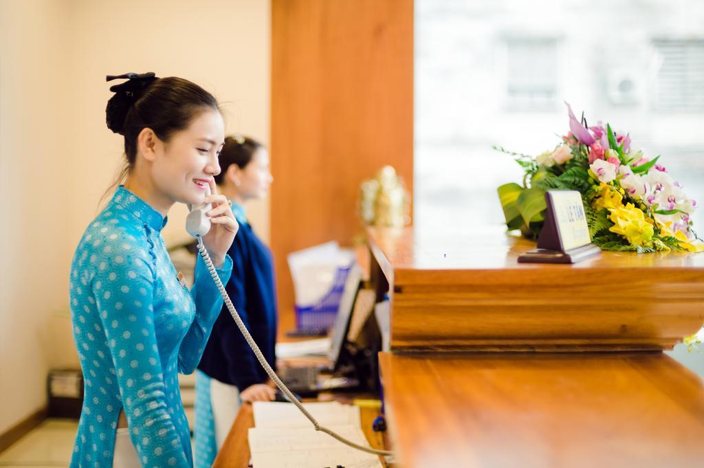 Lam Giang Hotel Vinh Exterior photo