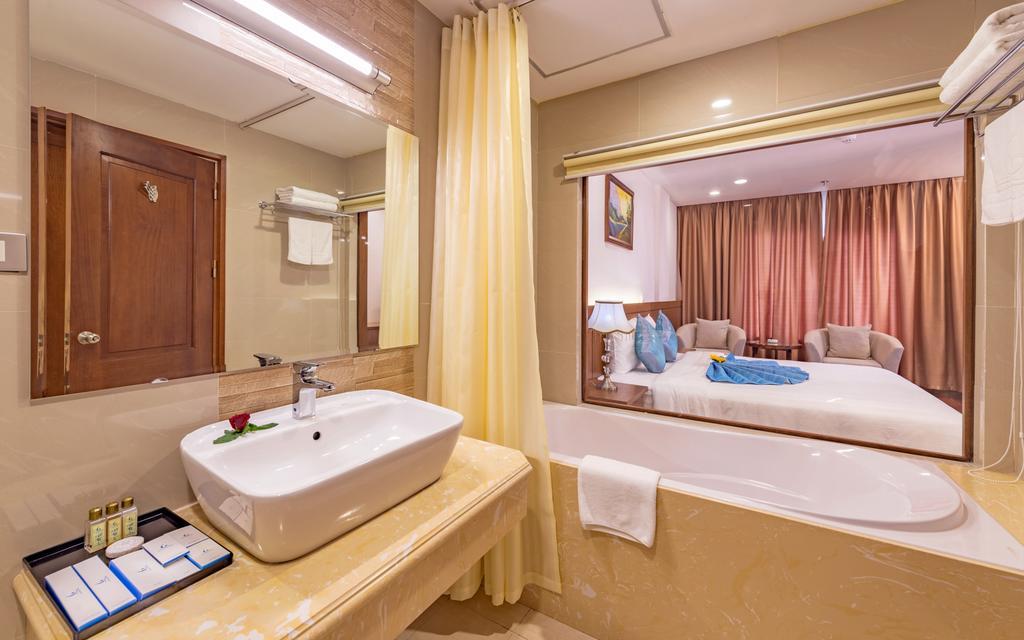 Lam Giang Hotel Vinh Exterior photo