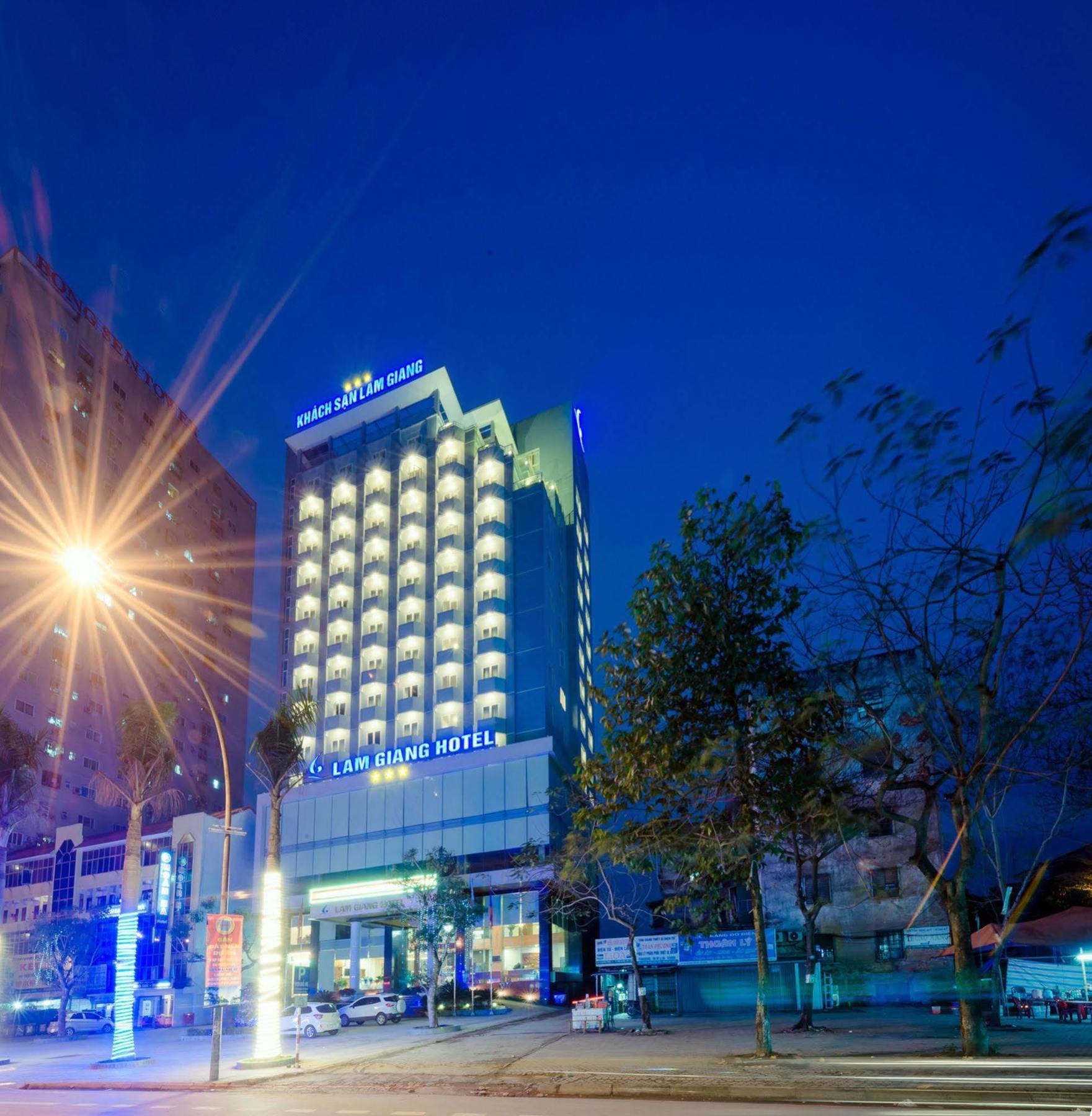 Lam Giang Hotel Vinh Exterior photo