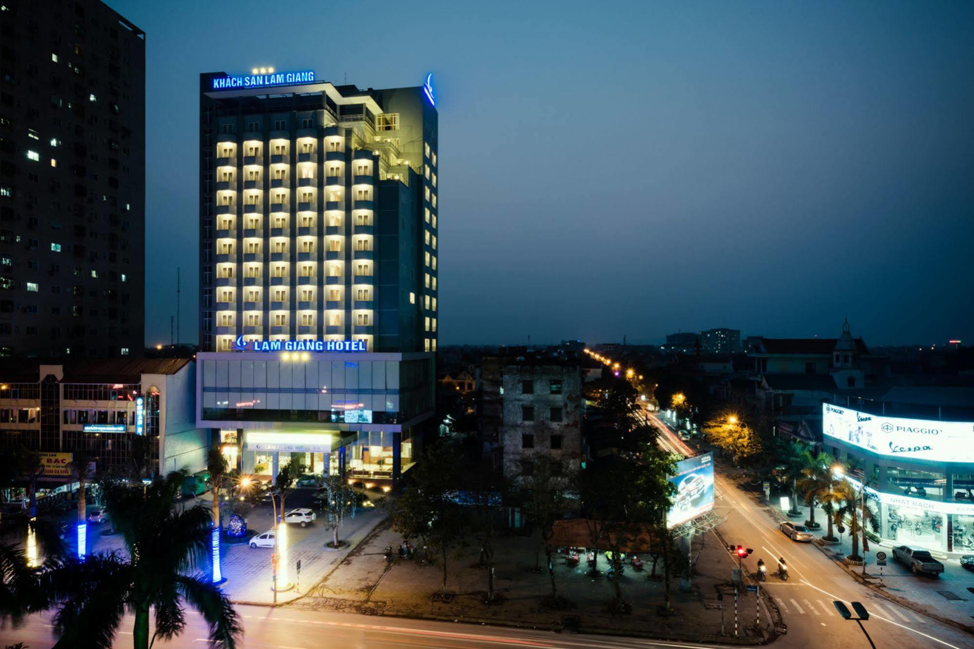 Lam Giang Hotel Vinh Exterior photo